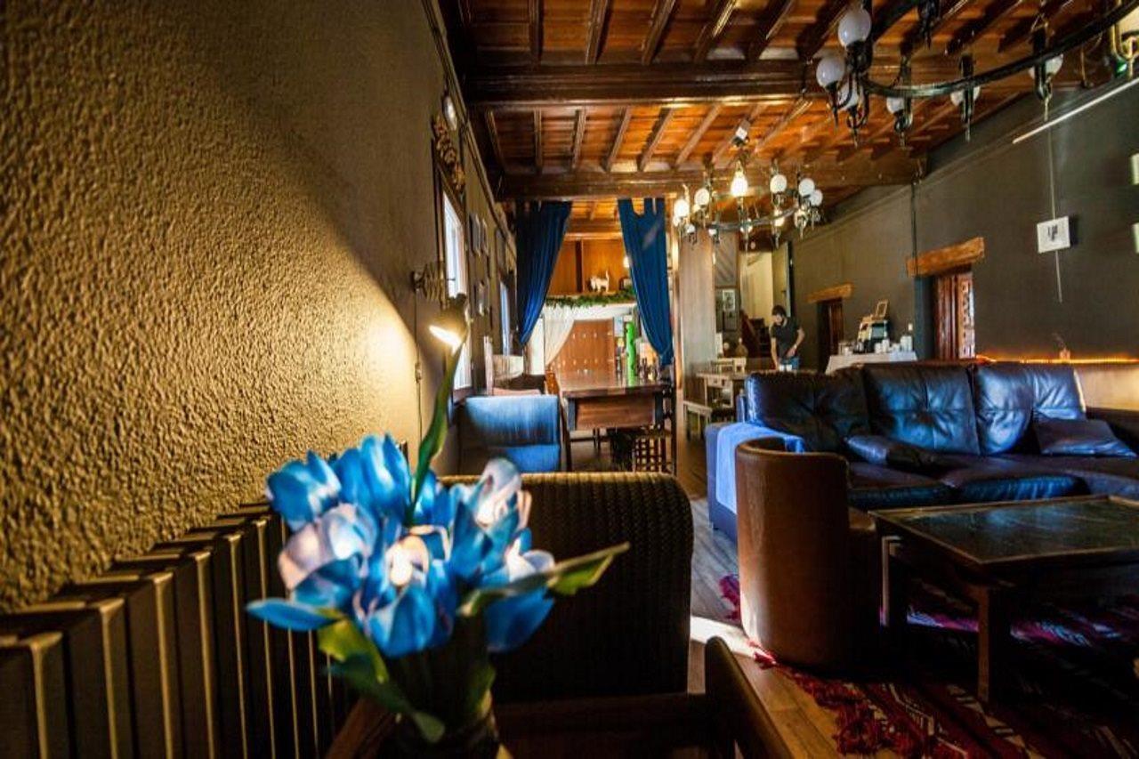 Borda Jovell Hostel Sispony Bagian luar foto