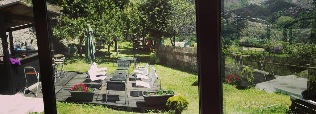 Borda Jovell Hostel Sispony Bagian luar foto